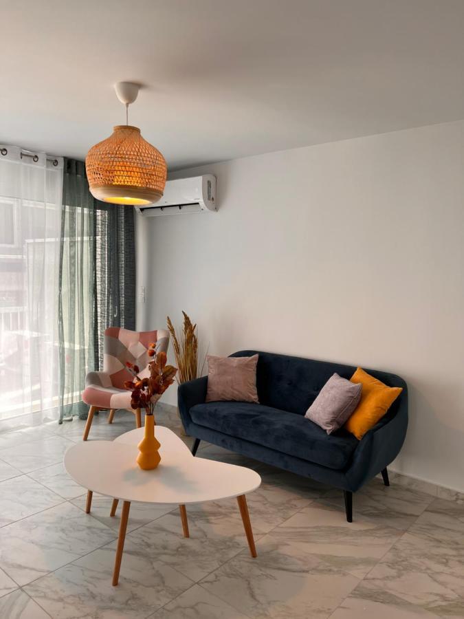 Casa De Tres Hermanos In The Heart Of אתונה מראה חיצוני תמונה